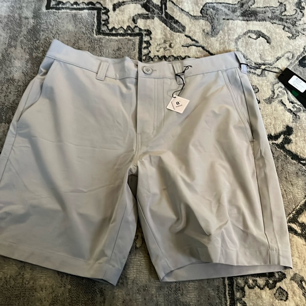 NWT Travis Matthew golf shorts size 34